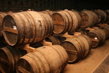 У Норвегії знайшли дубові бочки XVII століття, які розкривають таємниці будівництва міста