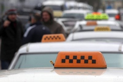 Уряд готує масштабні зміни для водіїв Uber, Bolt та Uklon
