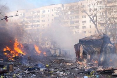 РФ нанесла удар по жилому кварталу в Запорожье: один человек погиб, есть раненые (фото)