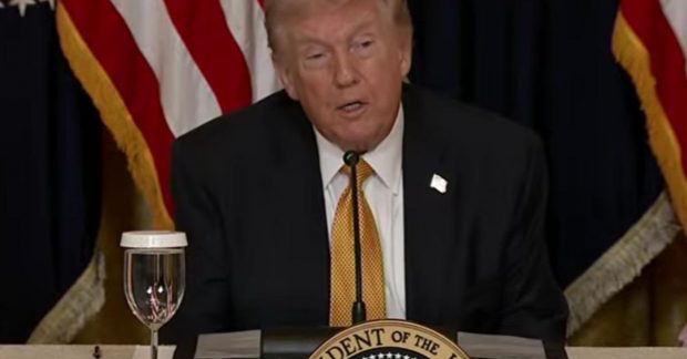 Трамп заявив, що хоче завоювати острів