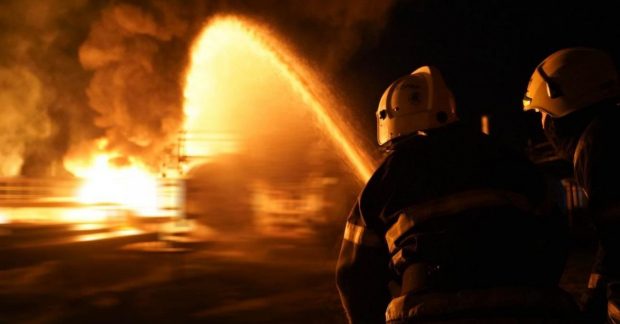 РФ атакувала низку областей України: виникли перебої зі світлом, поранені діти