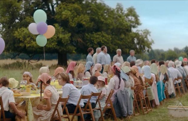 Netflix показав тизер психологічного трилера "Необрані" з зіркою "Статевого виховання"