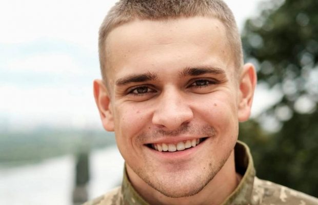 Украинский актер-воин закрутил новый роман после развода