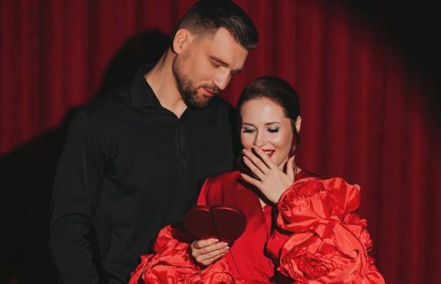 Новий обранець Денисенко відповів, коли буде їхнє весілля