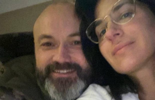 Ефросинина публично обратилась к своему мужу-военному: "Горжусь"