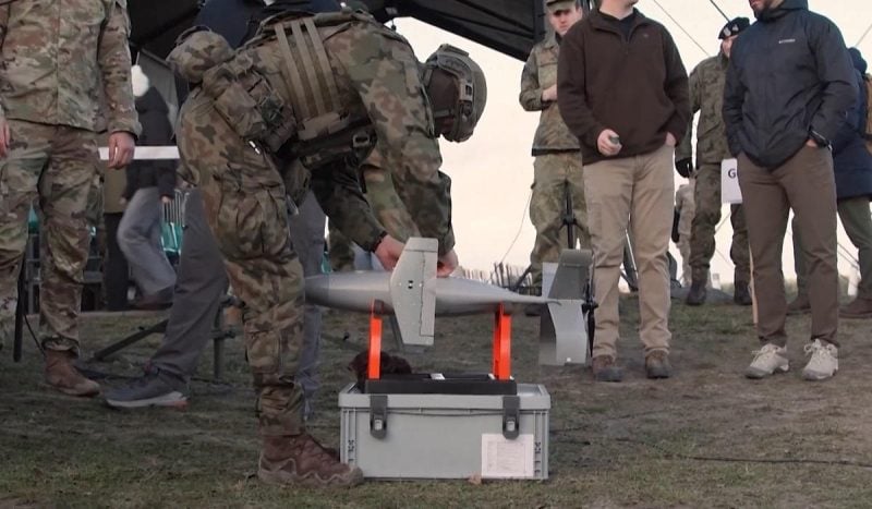США отправили на Ближний Восток 10 000 дронов-перехватчиков с ИИ, испытанных в Украине
