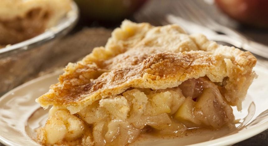 Навіть не скажеш, що пісні: пироги без яєць і молока, які просять приготувати знову