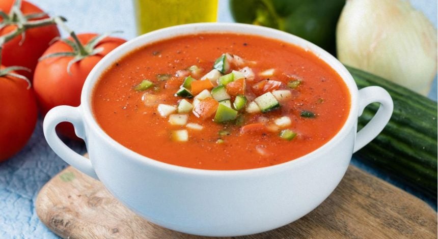 ТОП-3 найсмачніших томатних супів: готуємо шедевр зі свіжих овочів