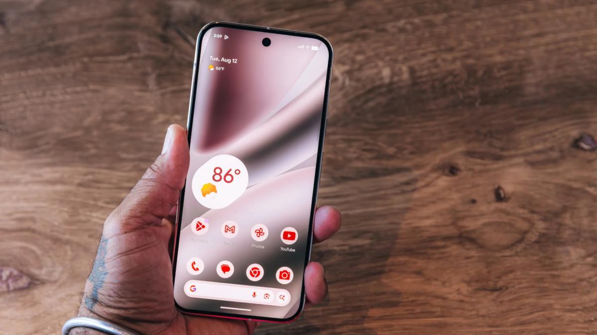 Конкурента топових Galaxy та iPhone від Google показали на перших фото