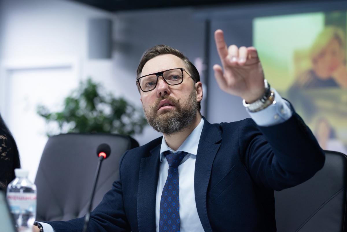 Участь України в МКС: адвокат Олексій Шевчук заявив про потребу у спеціалістах