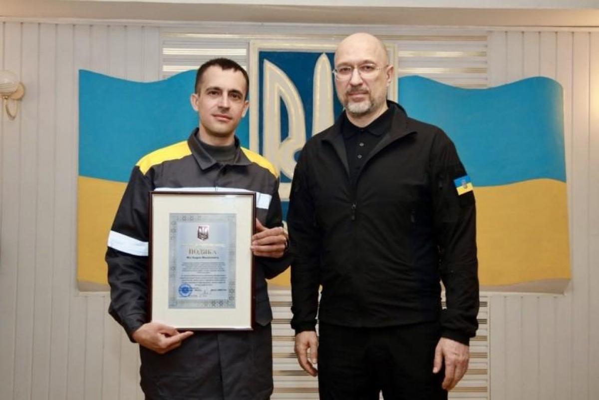 Министр энергетики наградил 36 сотрудников ДТЭК за то, что они пережили самую суровую зиму