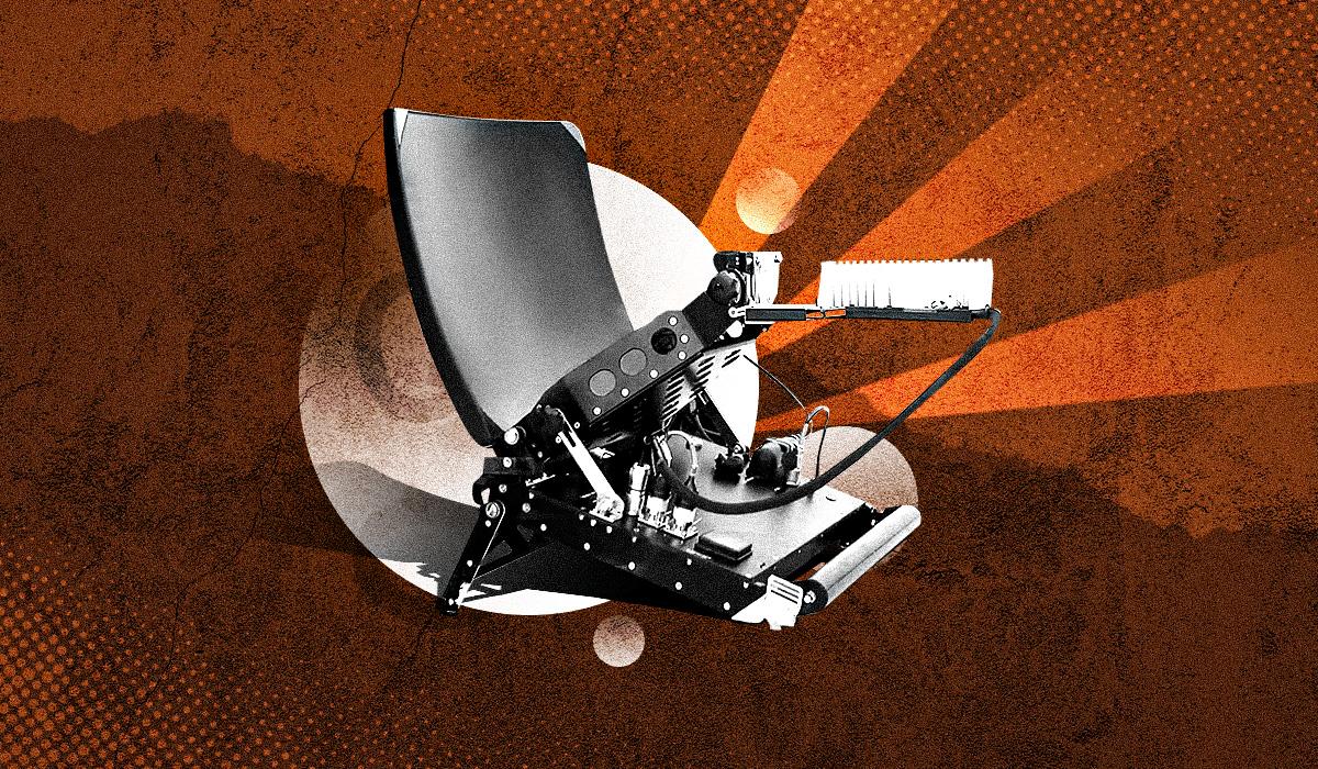 Раніше ворог встановлював великі тарілки, новий термінал знищити буде складніше: Флеш про 