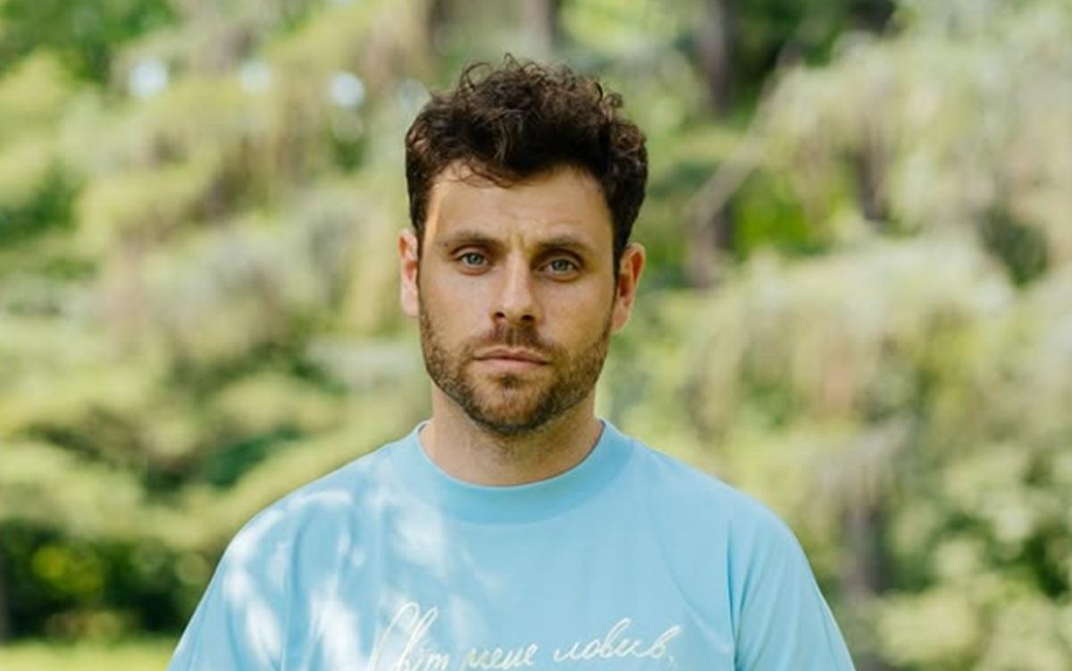 Відомий український актор кардинально змінив імідж: тепер його не впізнати (фото)