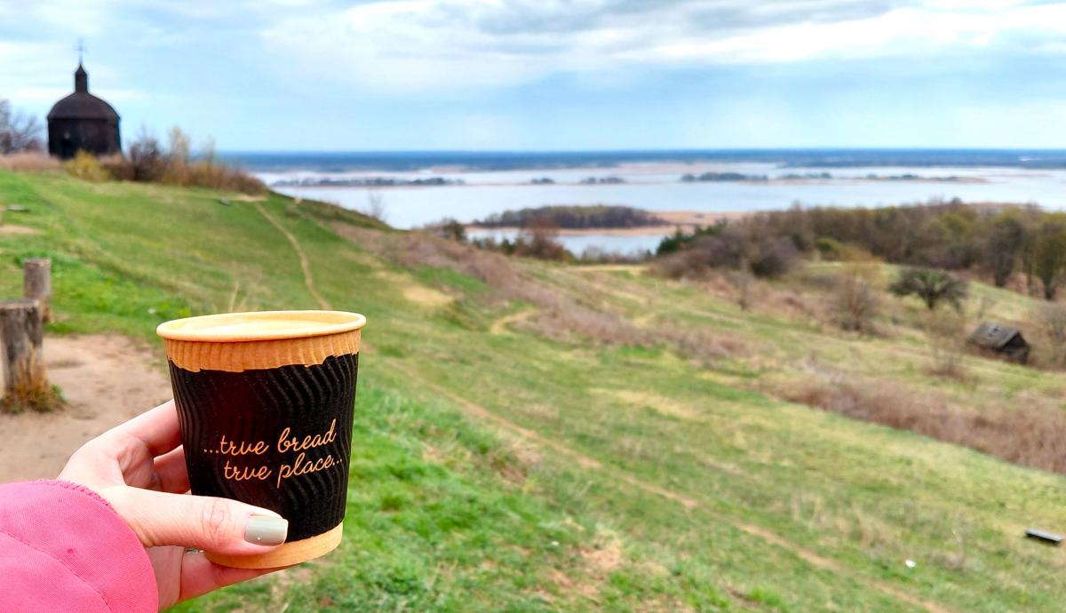 На Великдень у Витачів: місце сили на мальовничих схилах Дніпра