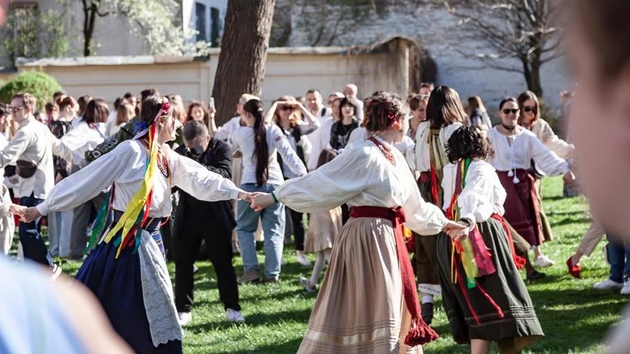 У Софії Київській на Великдень розповідатимуть про весняні народні ігри та традиції, – Гнат Коробко