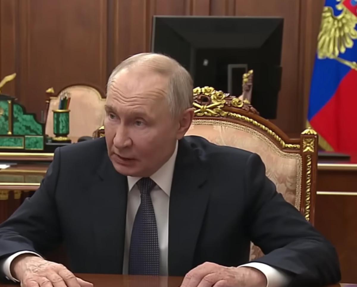 Кремль зміцнює союз із Тегераном: Путін похвалив 'стійкість' іранського народу