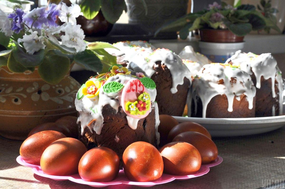 Богослужіння онлайн та домашня атмосфера: як святкуватимуть Великдень у прифронтових містах