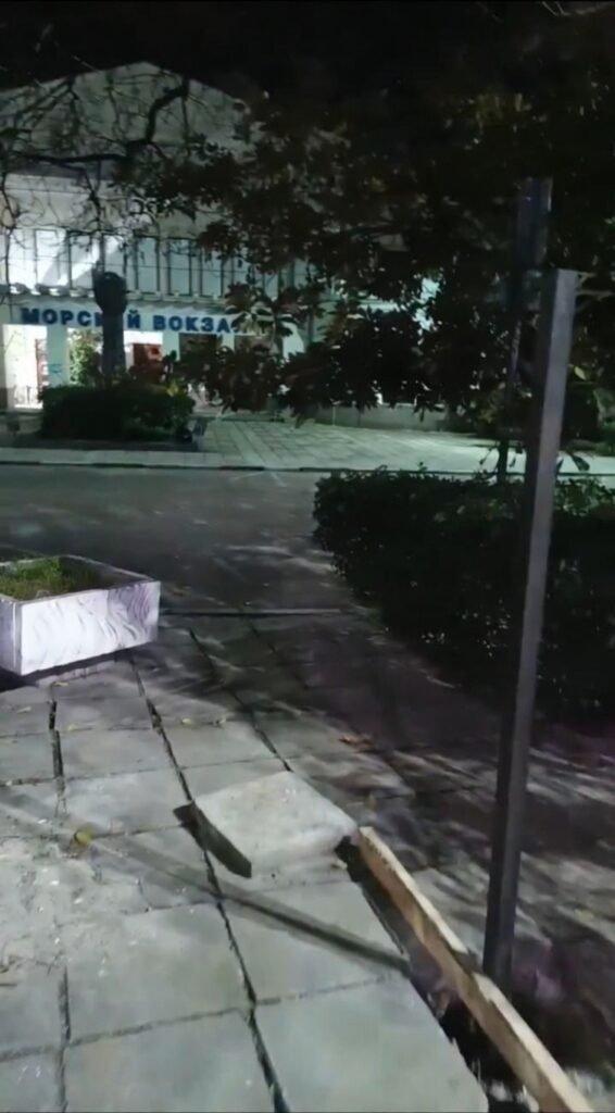 В окупованій Ялті росіяни руйнують відомий туристичний об’єкт