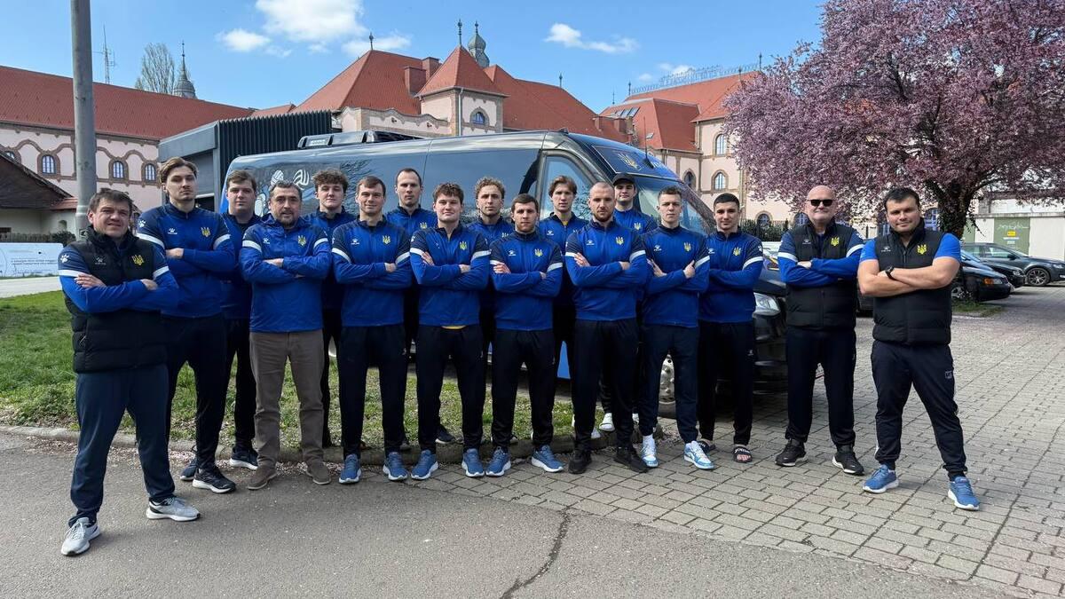 Збірній Україні з водного поло зарахували поразку за відмову грати проти росіян Збірній Україні з водного поло зарахували поразку за відмову грати проти росіян