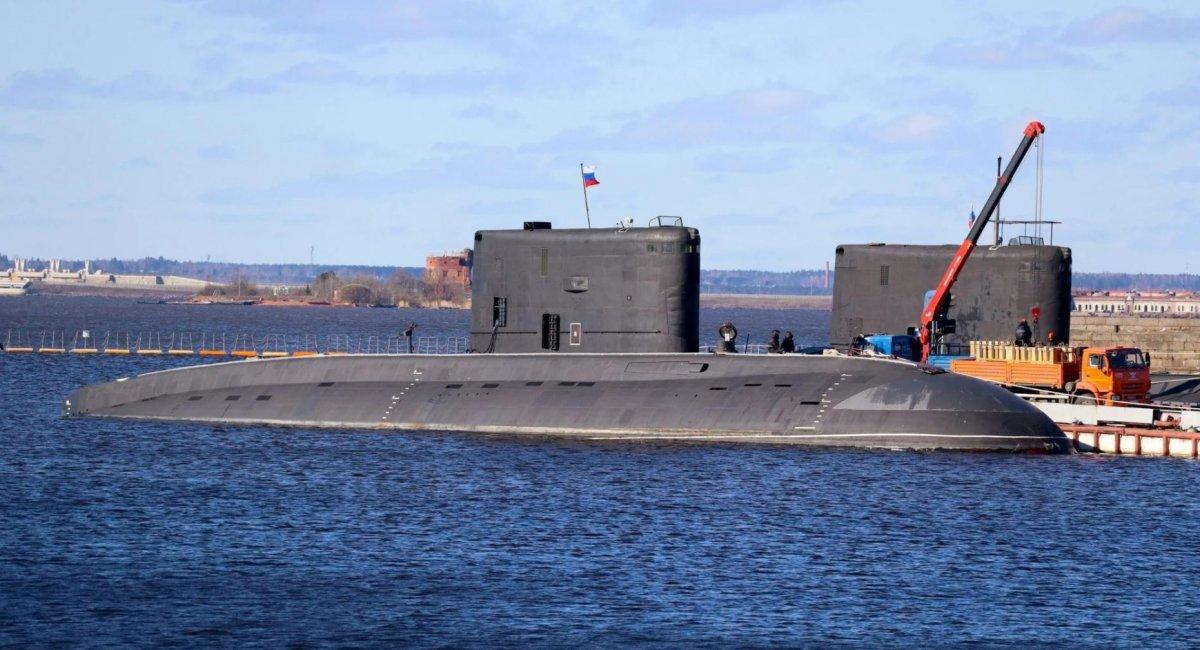 Россияне начали 'мангалить' субмарины в Балтийском море: эксперты объяснили, что с этим не так Россияне начали 'мангалить' субмарины в Балтийском море: эксперты объяснили, что с этим не так