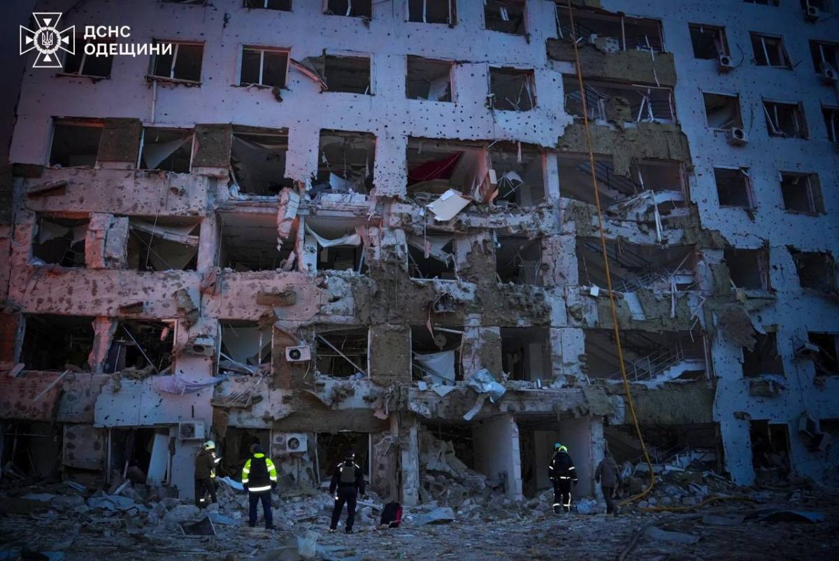 Армія РФ атакувала Одесу ракетами та дронами: багато загиблих та поранених (фото)