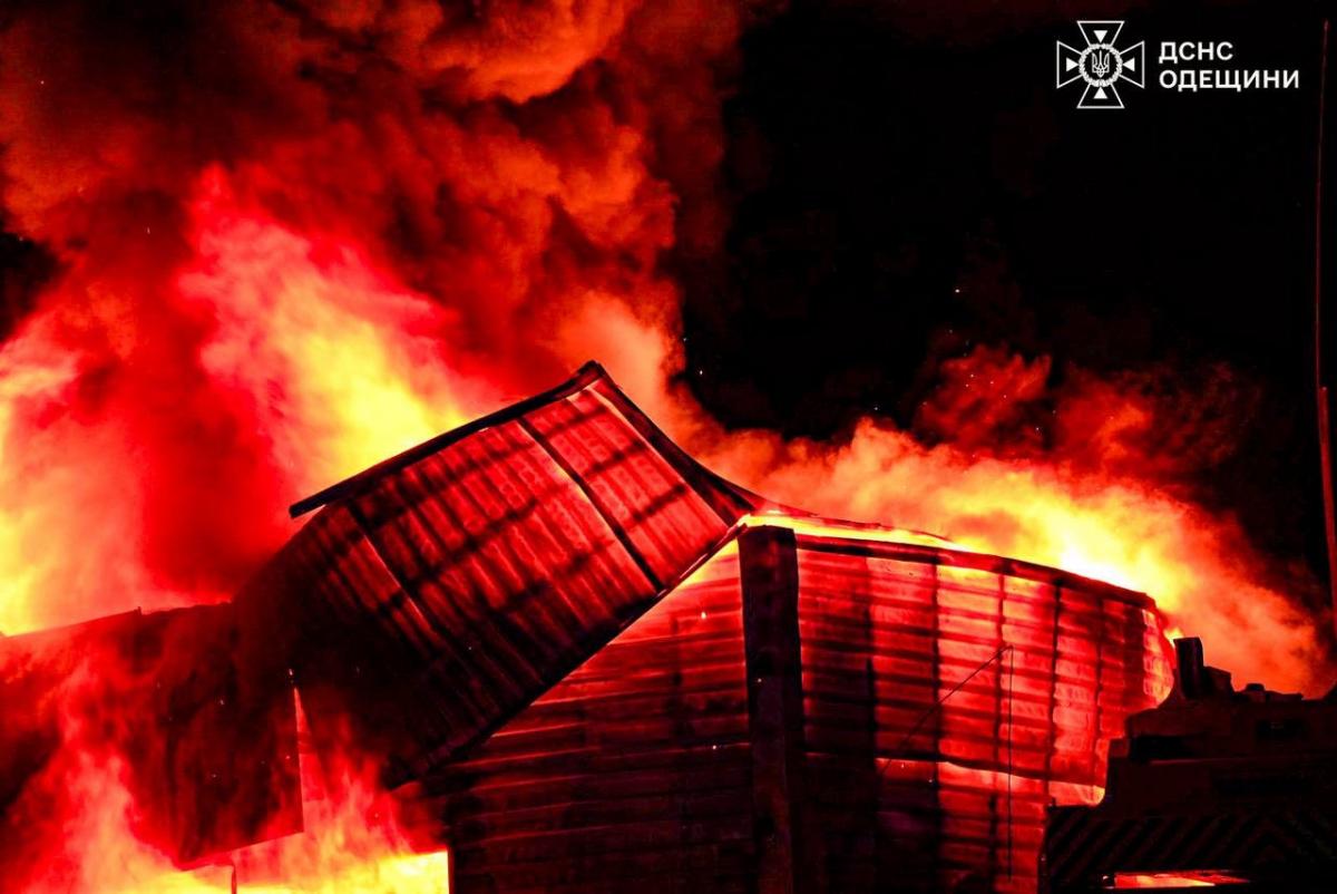 Армія РФ атакувала Одесу ракетами та дронами: багато загиблих та поранених (фото)