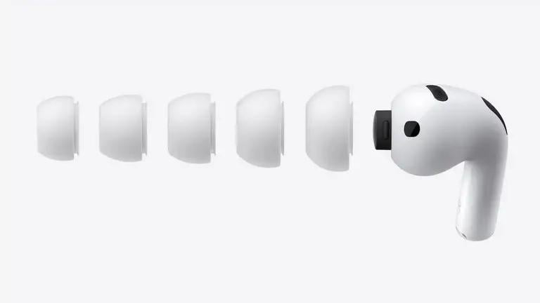 Як правильно носити AirPods: 90% користувачів роблять це неправильно