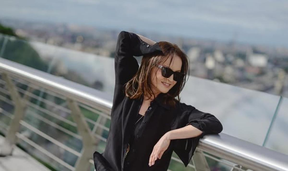 Софія Ротару показала рідкісне фото матері та перейшла на румунську мову