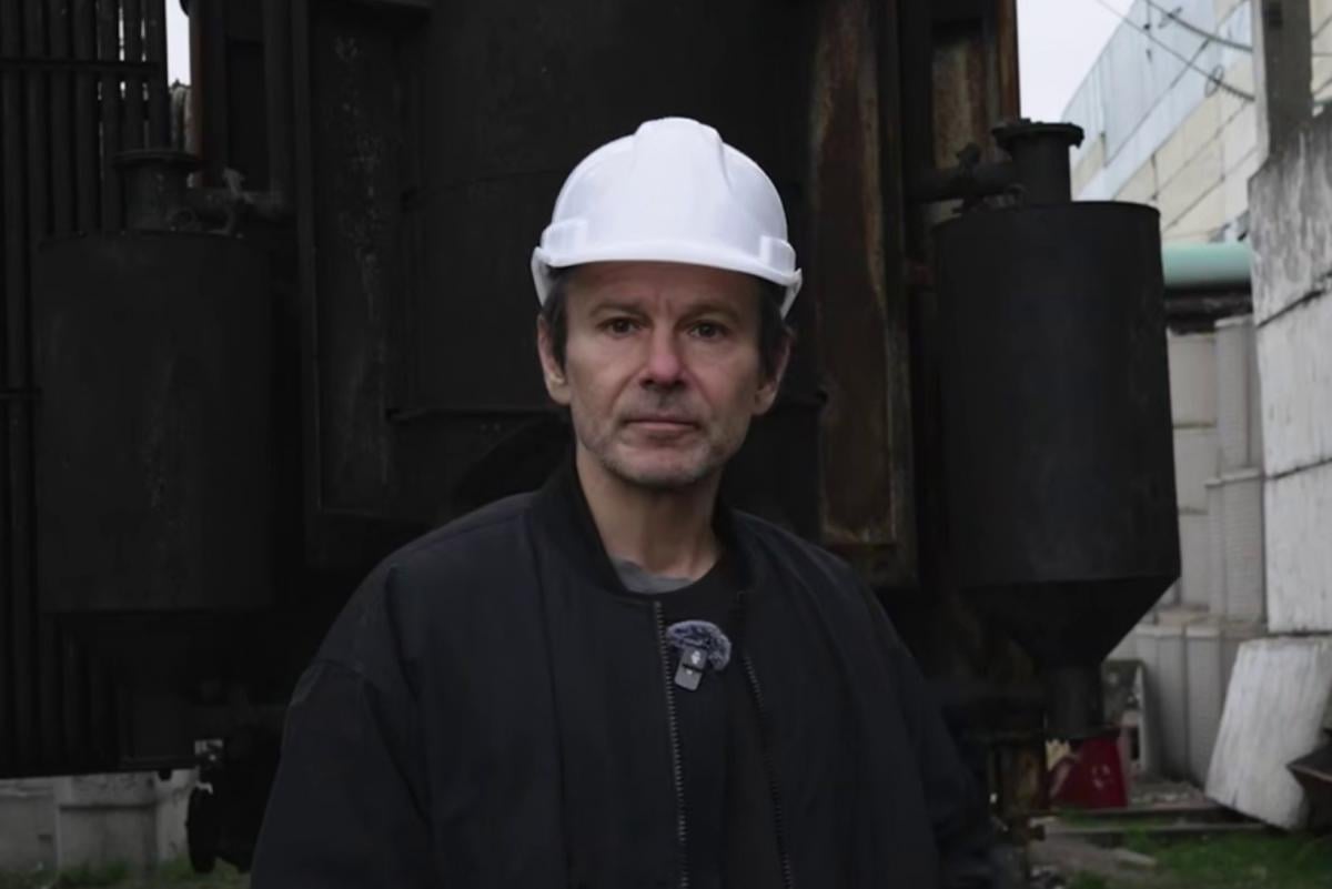 Вакарчук на зруйнованій ТЕС ДТЕК закликав міжнародну спільноту допомогти відновленню енергетики