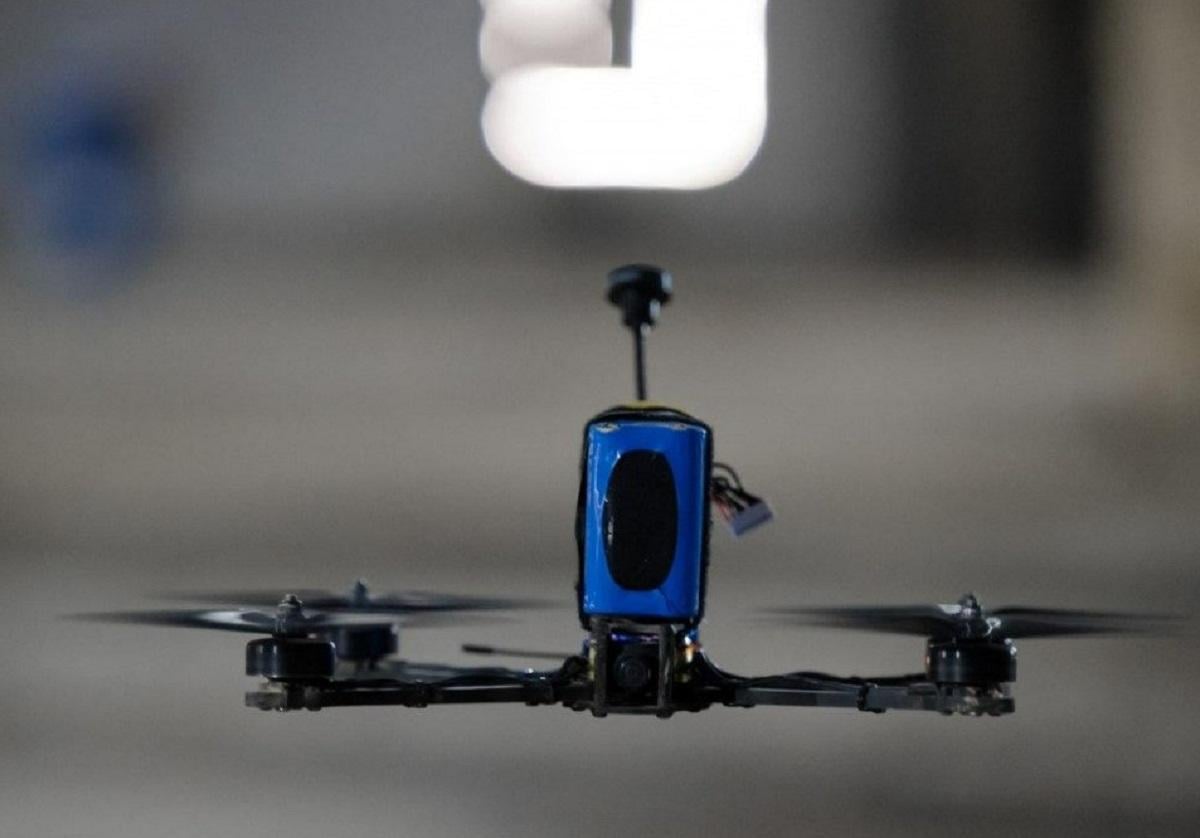 В Сумской области российские дроны атаковали гражданские авто: есть раненые