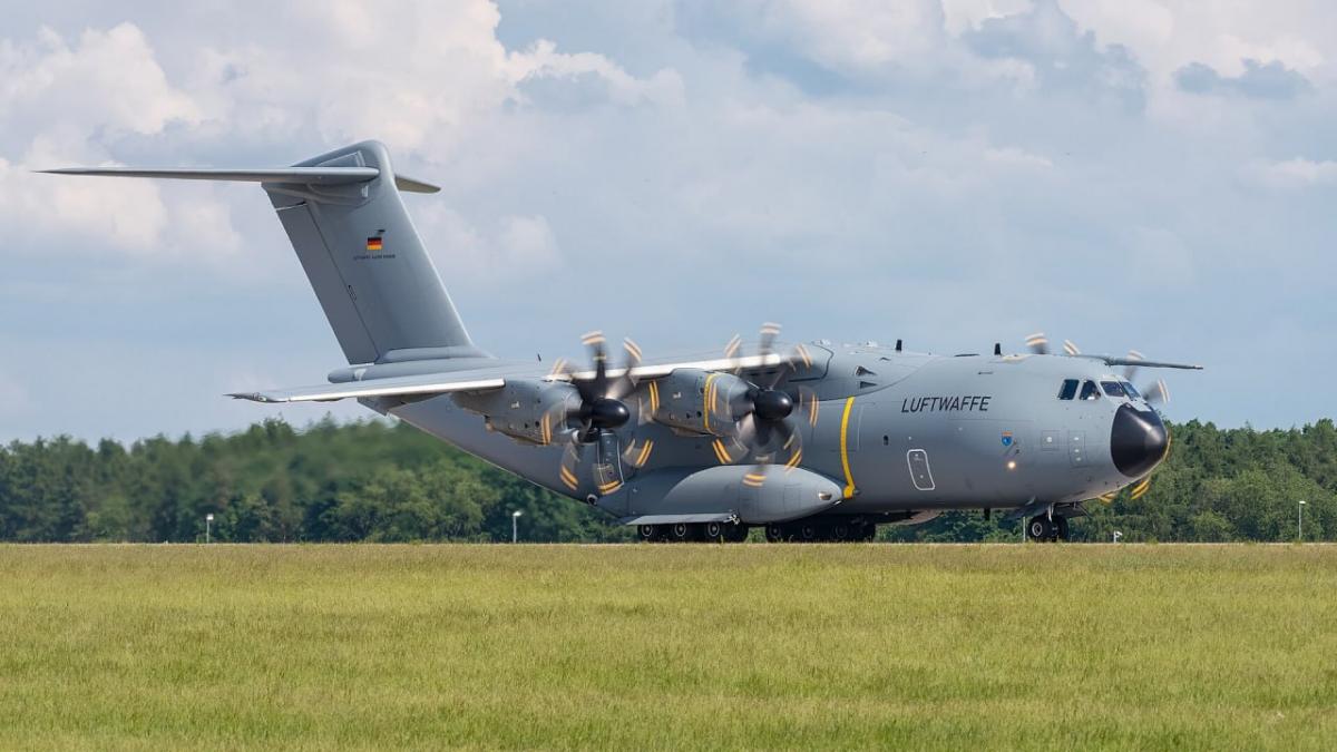 Величезний флот транспортників: Німеччина отримала останній літак A400M