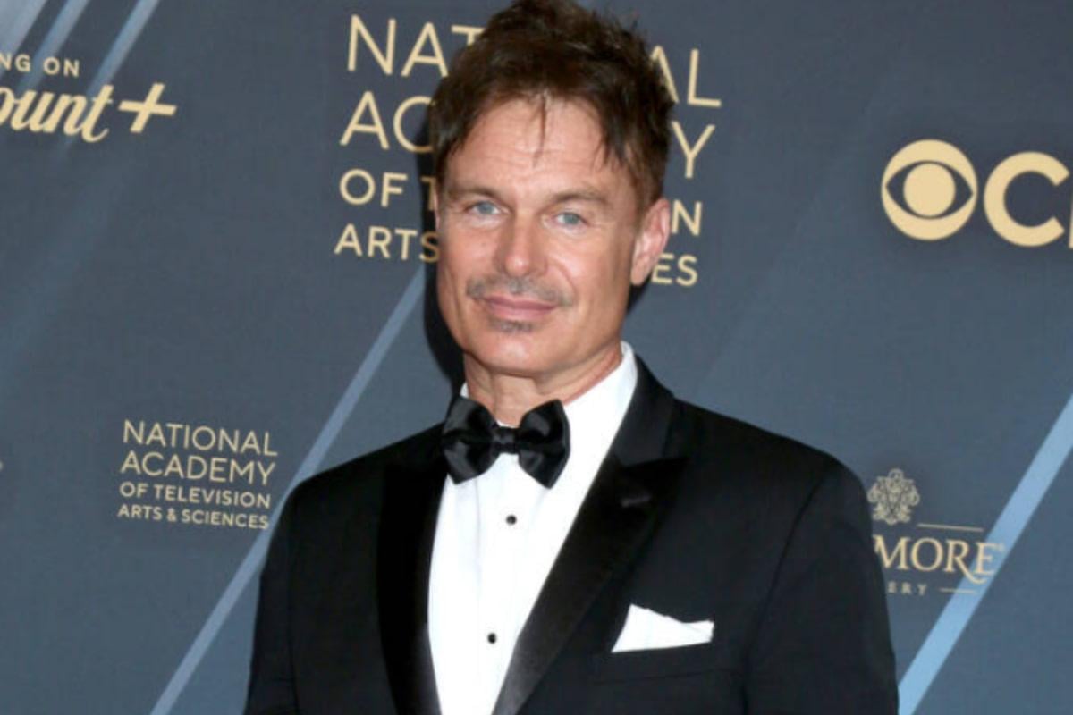 Умер звезда популярного сериала 90-х 'Район Мелроуз'