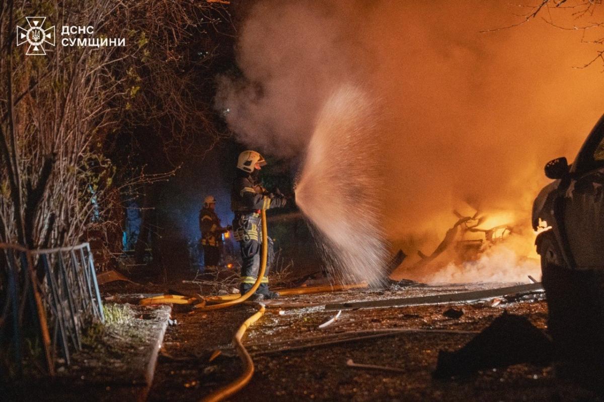Росіяни вночі вдарили по Сумах: постраждали 15 людей, серед них діти