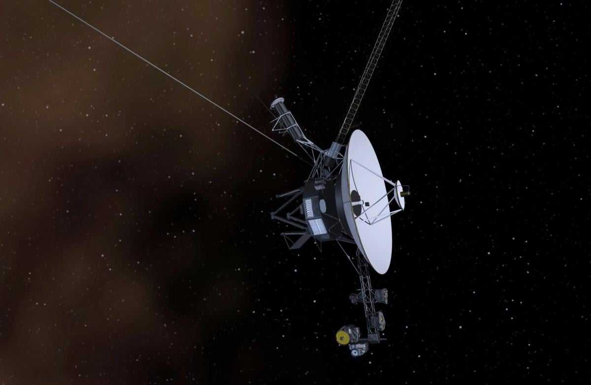Voyager-1 уже так далеко от Земли, что команды доходят до него только на следующий день Voyager-1 уже так далеко от Земли, что команды доходят до него только на следующий день