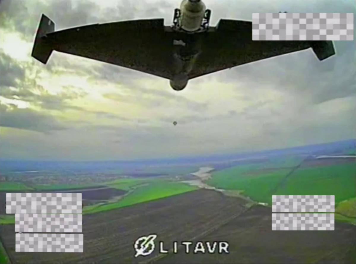 Бійці з 42 ОМБр показали унікальні кадри збиття 'Шахеда' дроном-перехоплювачем LITAVR