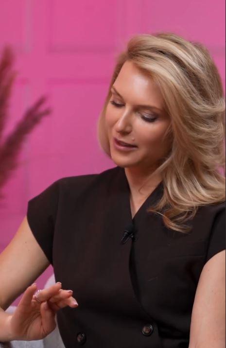 Боржемська 'засвітила' обручку на пальці та розповіла про нового коханого