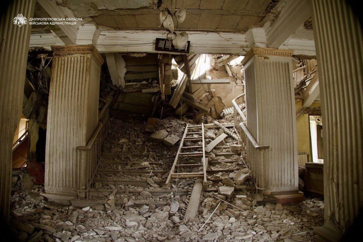 Россияне вновь нанесли удар по Днепру: есть погибший и раненые (фото)