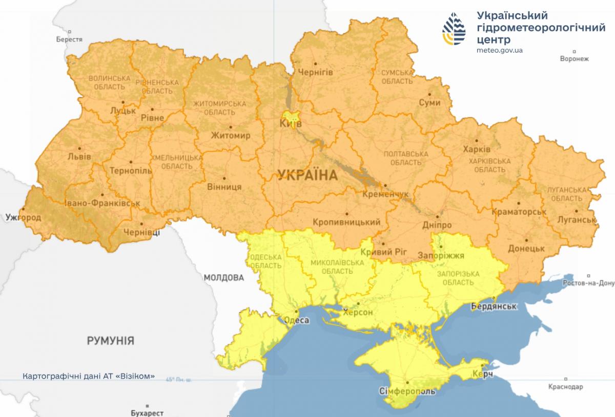 Украину будет штормить с грозами и градом, достанется и Киеву (карта)
