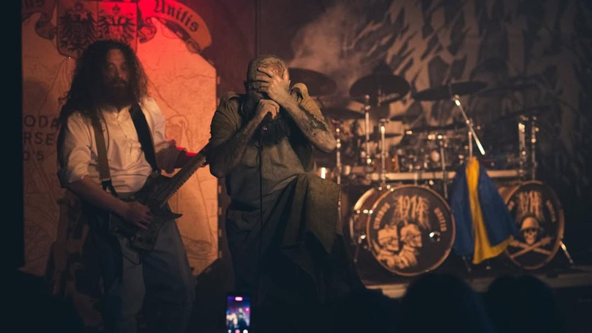 Український гурт заявив про штраф за допомогу ЗСУ: поліція забрала донати