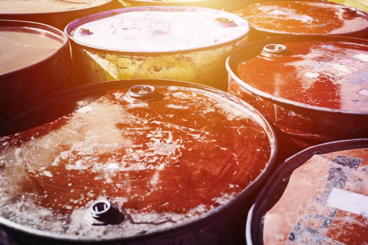 Энергия для 90 самолетов: сколько авиационного топлива везет USS Abraham Lincoln