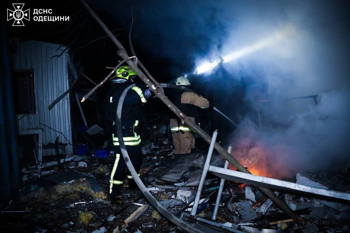 РФ атаковала Одессу с помощью дронов: есть попадания в жилые дома, много раненых