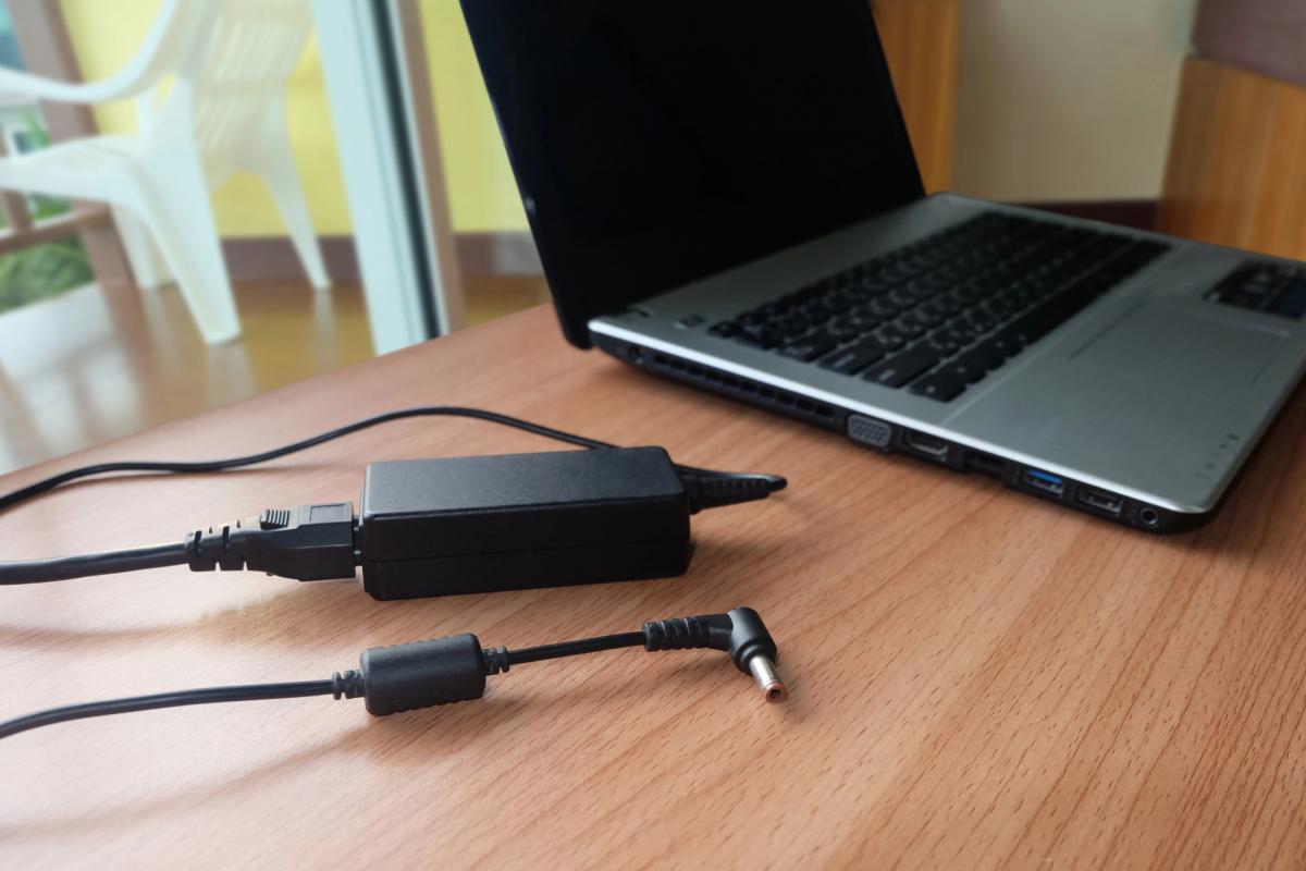 Можно ли пользоваться ноутбуком без аккумулятора – и стоит ли это делать