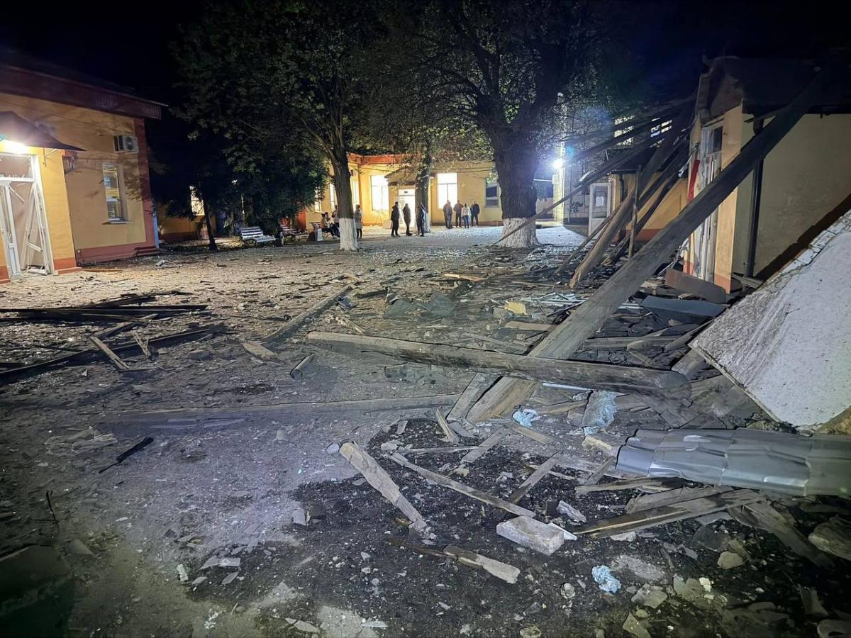 Россия массированно ударила по Одесской области: разрушены больница и дома, есть пострадавшие