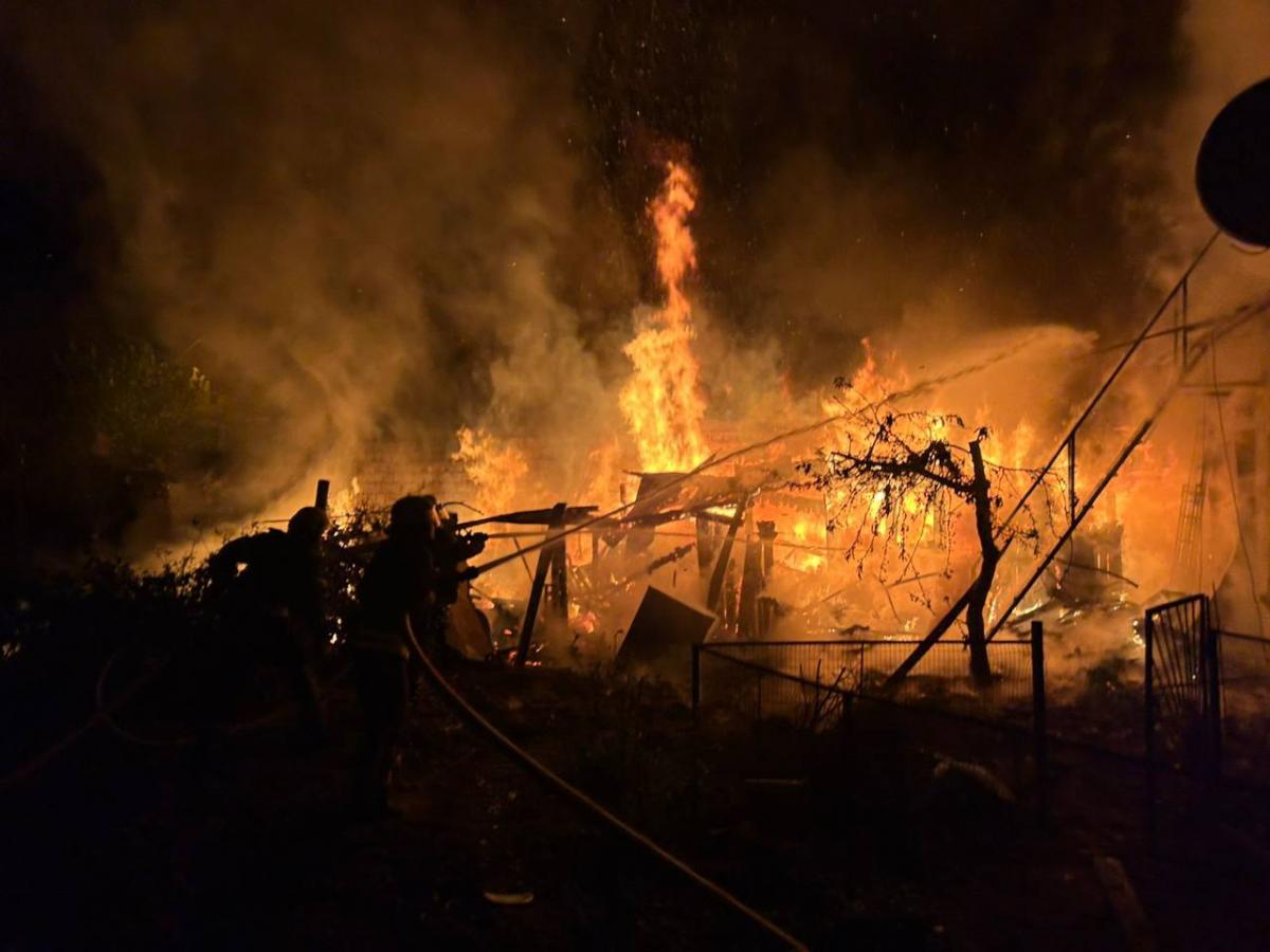 Россия массированно ударила по Одесской области: разрушены больница и дома, есть пострадавшие