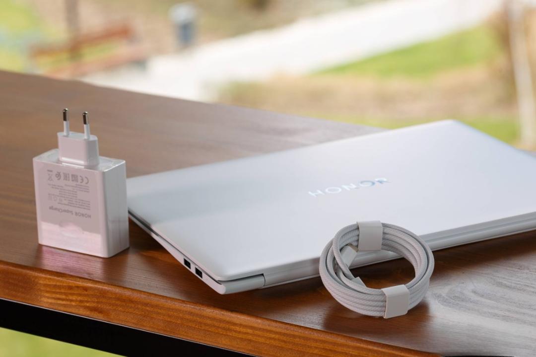 Конец эпохи круглых зарядок: в Европе запретили продавать ноутбуки без USB-C