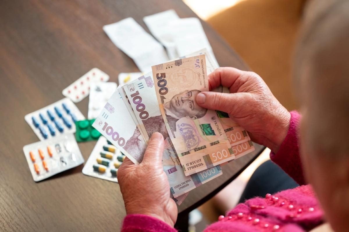 Пенсіонерам старше 70 років підвищать пенсії: надбавка надійде в день народження