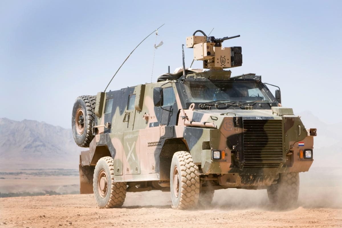 Австралія вдосконалила бронемашини Bushmaster, випробувані у ЗСУ, і замовляє ще 268 штук