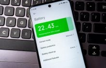 Найдена настройка Xiaomi, которая разряжает батарею даже в режиме ожидания