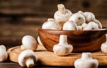 Неделю будут свежими: фермер раскрыла трюк, который сохранит грибы