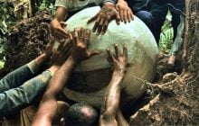 Археологи знайшли гігантські кулі в джунглях Амазонії: те, що було всередині, їх вразило